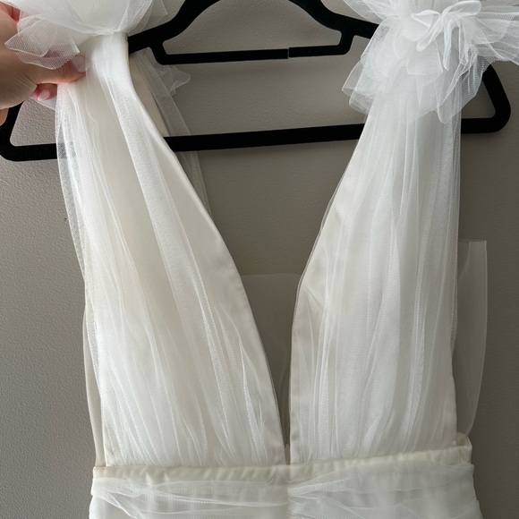 Harlie Dress in Ivory
SAU LEE - revolve - bridal, bachelorette, wedding - Picture 7 of 16